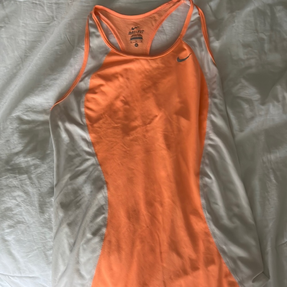 Nike Dri Fit Running Tank. Medium.